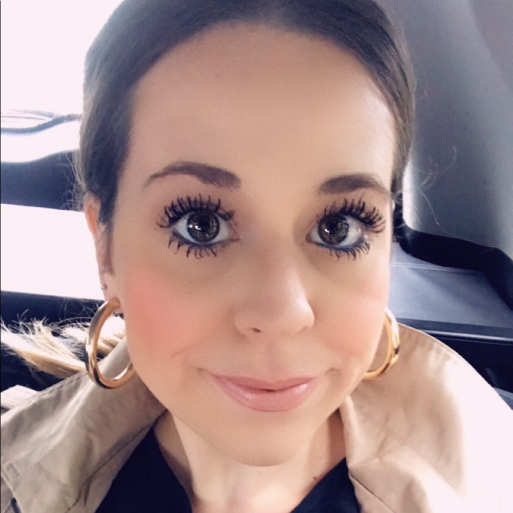 Meet your Posher, Alison